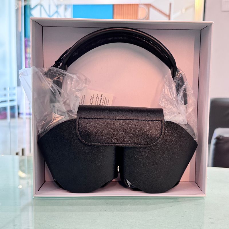 AirPods Max Wireless Over-Ear Headphones | Active Noise Cancelling | Spatial Audio | Random Color Smart Airpods Headphones